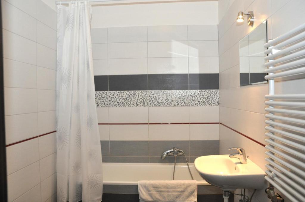 سيغيد Tisza Palota Apartmanok الغرفة الصورة