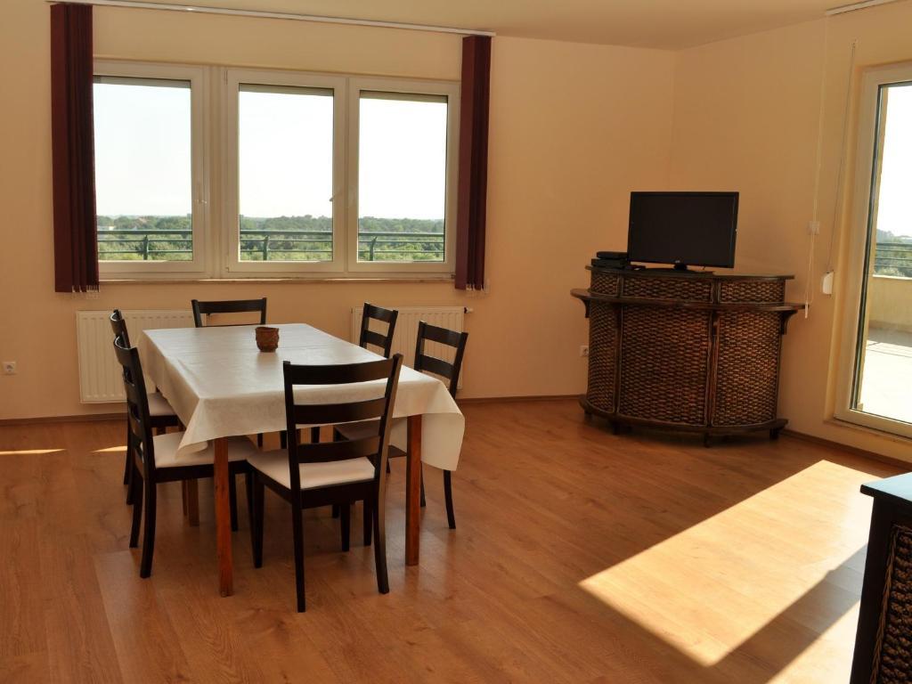سيغيد Tisza Palota Apartmanok الغرفة الصورة